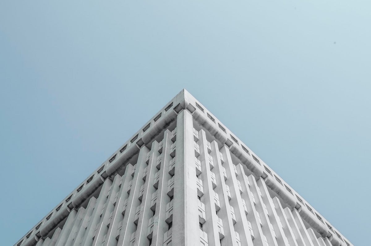 凌晨激战！26岁姆巴佩2射1传创69年历史神迹，助皇马3-0复仇