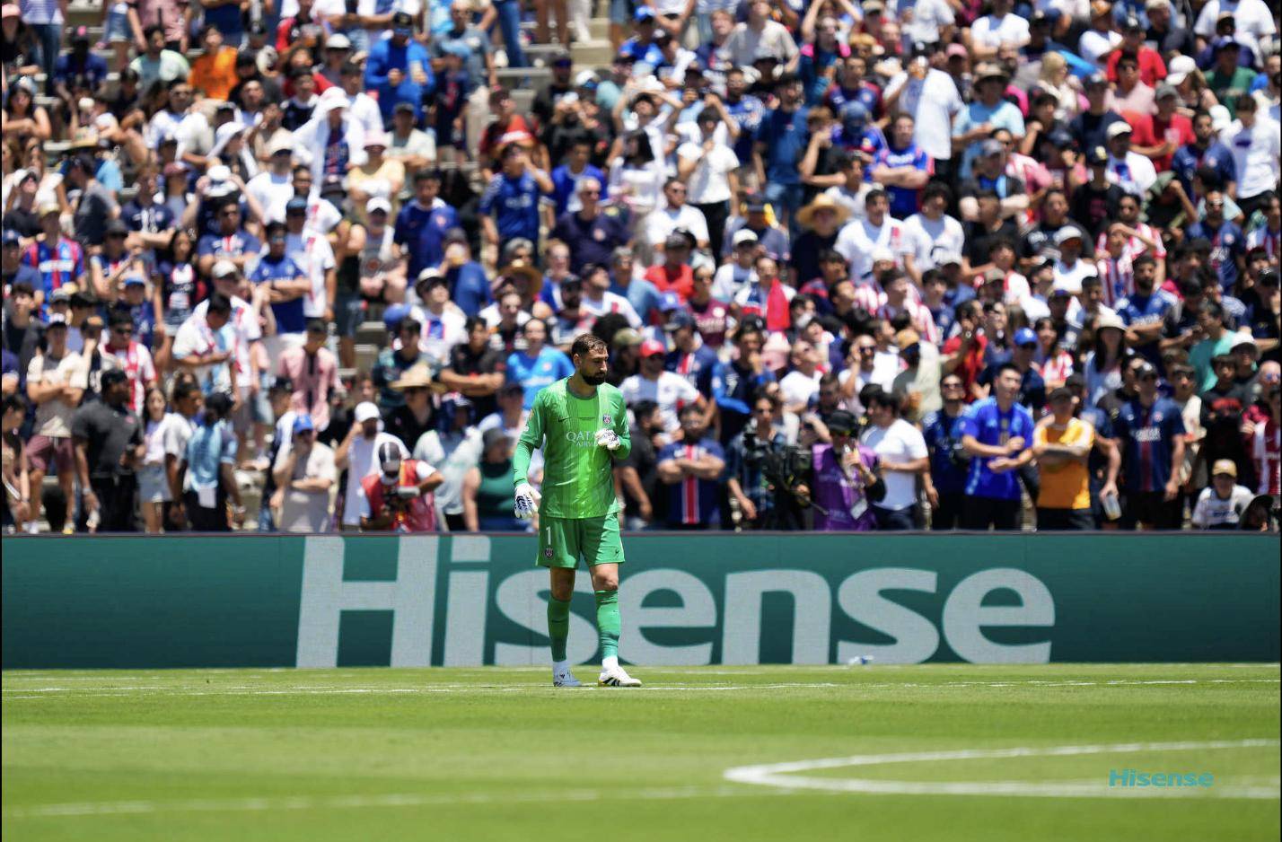 世俱杯：冲击五冠王！巴黎4-0大胜十人马竞，韩国球员李刚仁进球