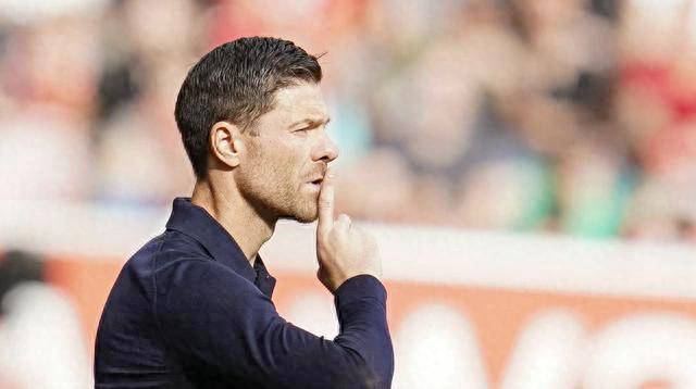 阿隆索铁腕初现成效！9胜2平表现抢眼，姆巴佩稳坐主力地位