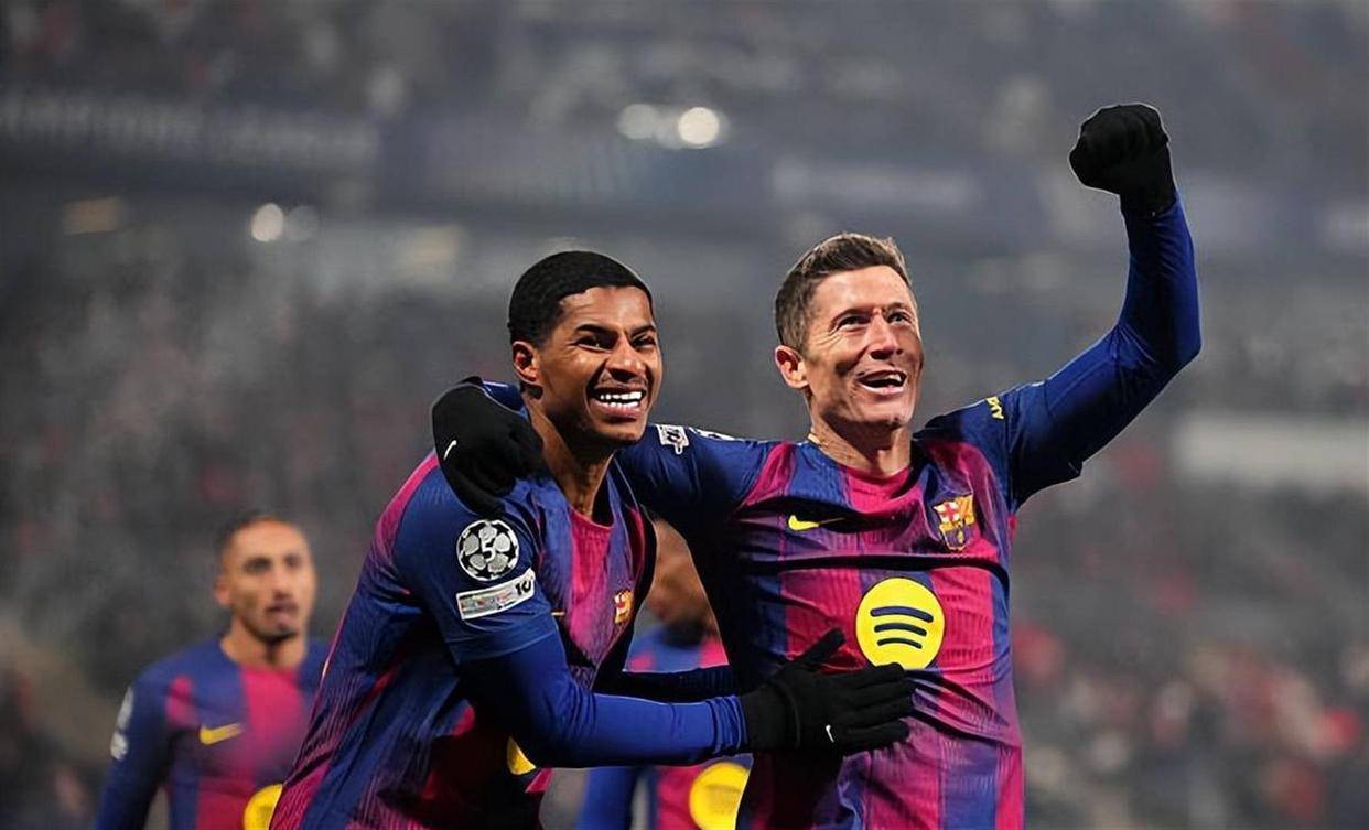 西甲两大焦点战!巴萨闯魔鬼客场,皇马残阵出击,复仇与抢分全看本轮!